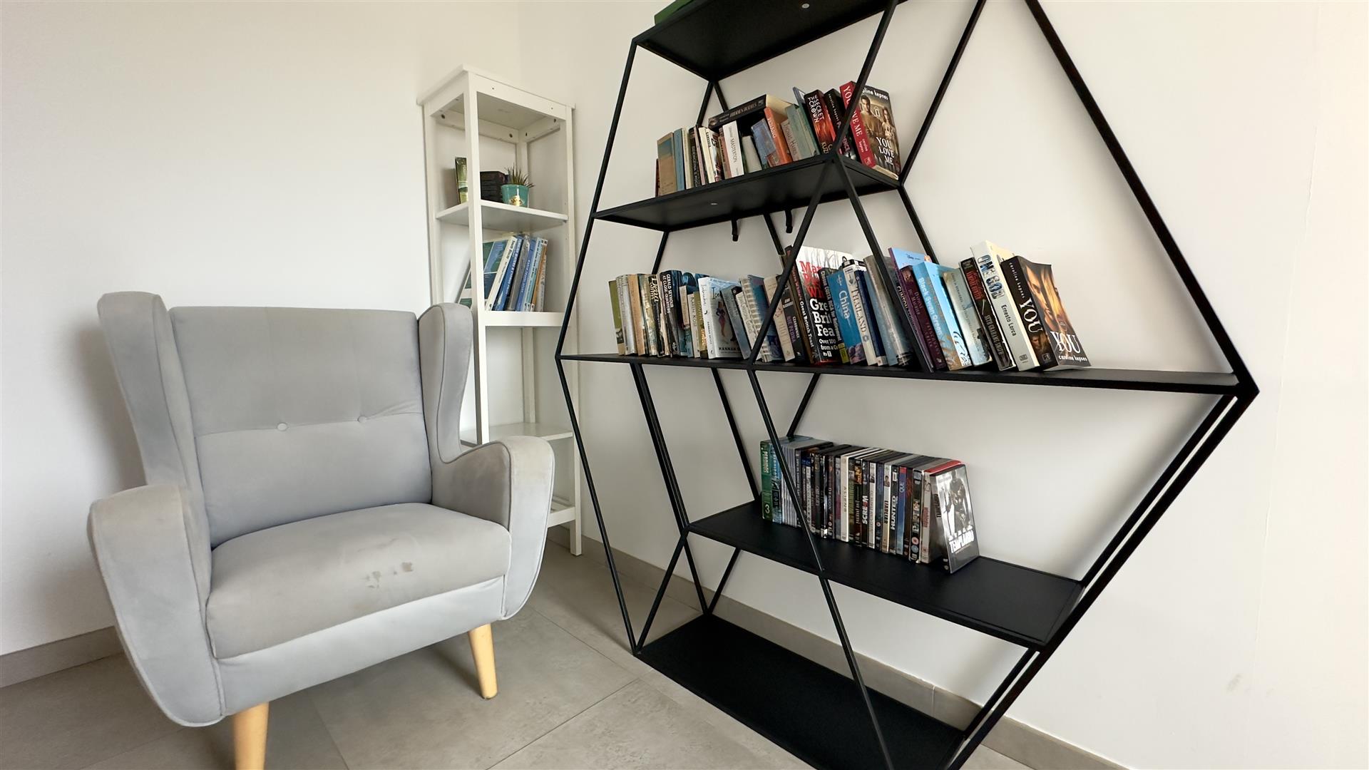 Image of Apartment - 1 Bathrooms for Rental in The Hub-Gibraltar, Image 1